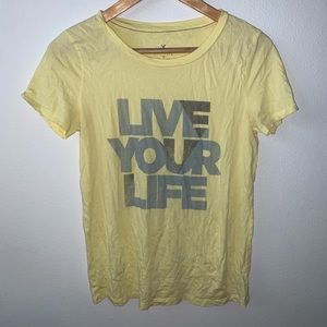 3/$15 🌼 American Eagle Favorite Tee